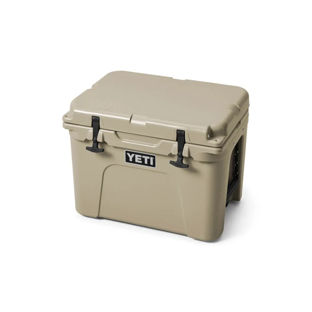 10035010000 HIELERA RIGIDA TUNDRA 35 TAN MARCA YETI