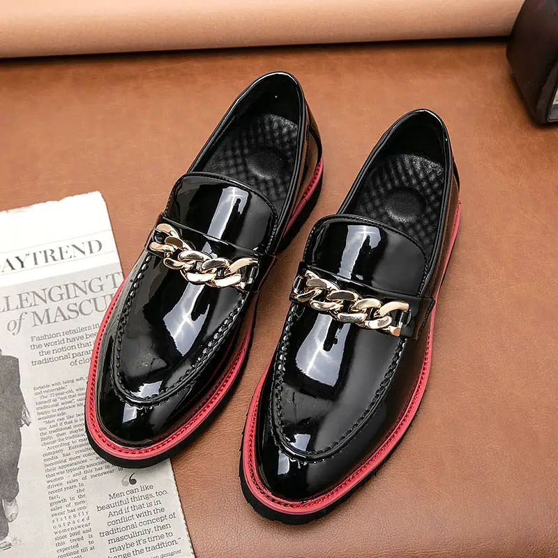 Embroidery Belt Buckle Decoration Slip-On Casual Shoes Low Heel Comfortable Classic Men Shoes