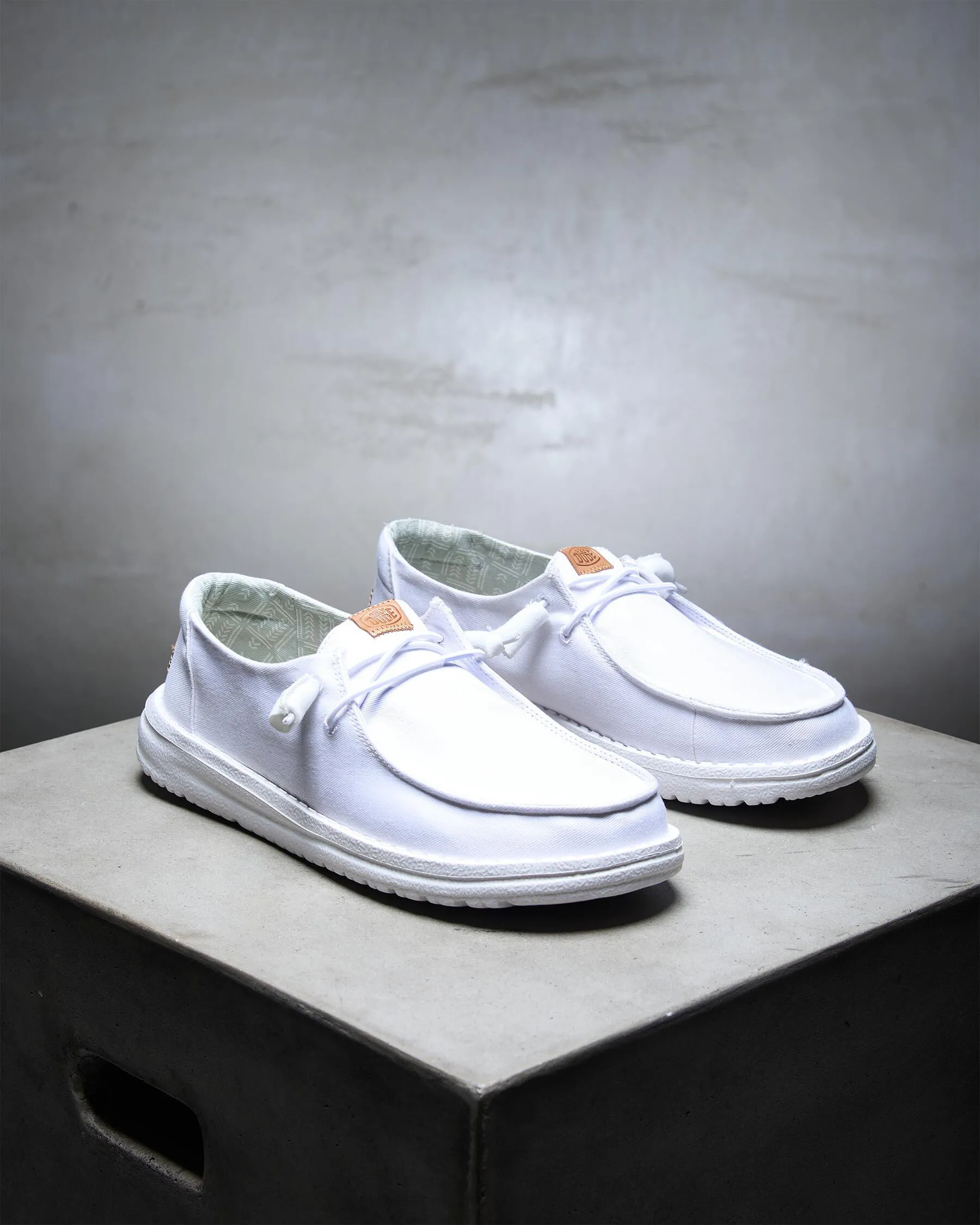 HEYDUDE Wendy Stretch Canvas Shoes